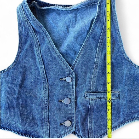 Denim Vest - Y2K Vibes Festival| Size M ๐ - Picture 4 of 6